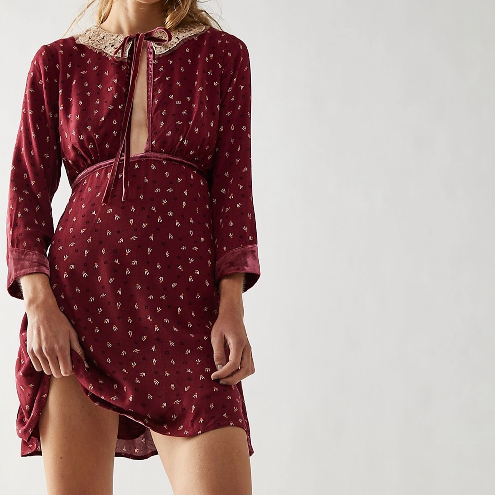 Mini dress